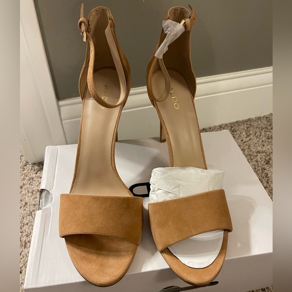 ALDO Suede Heels. size 11. NWT - Picture 2 of 9